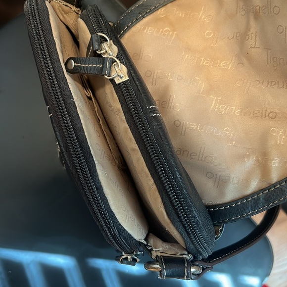Tignanello cross body purse black leather - Picture 3 of 16